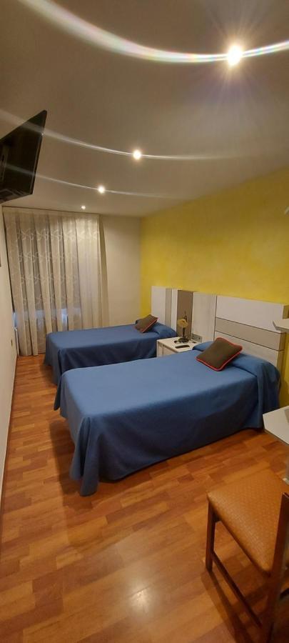 Hostal Del Campo Аревало Екстер'єр фото